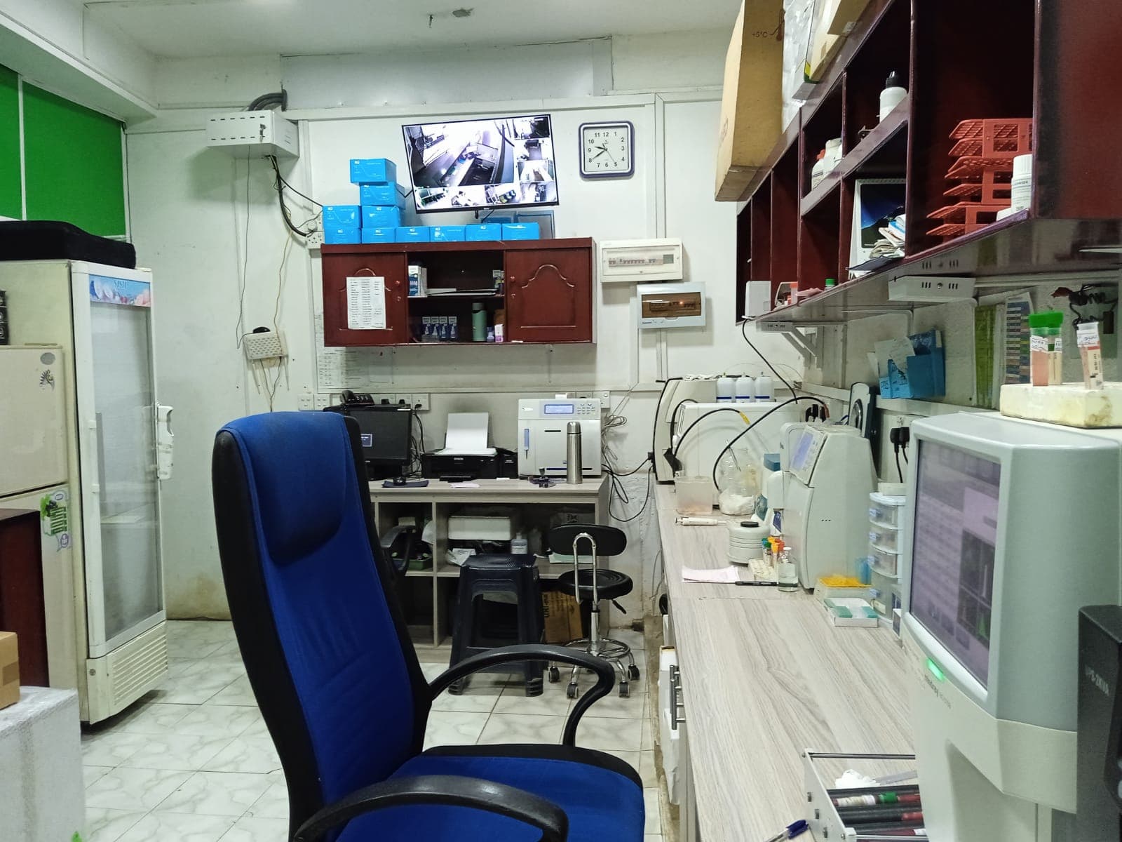 24/7 Sample Handling Facility